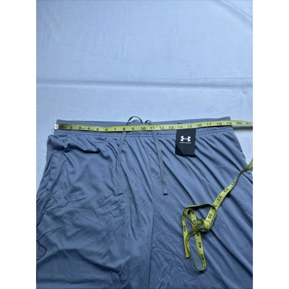 Under Armour Mens Gray HeatGear Running Shorts 2XL Loose Fit 1306443